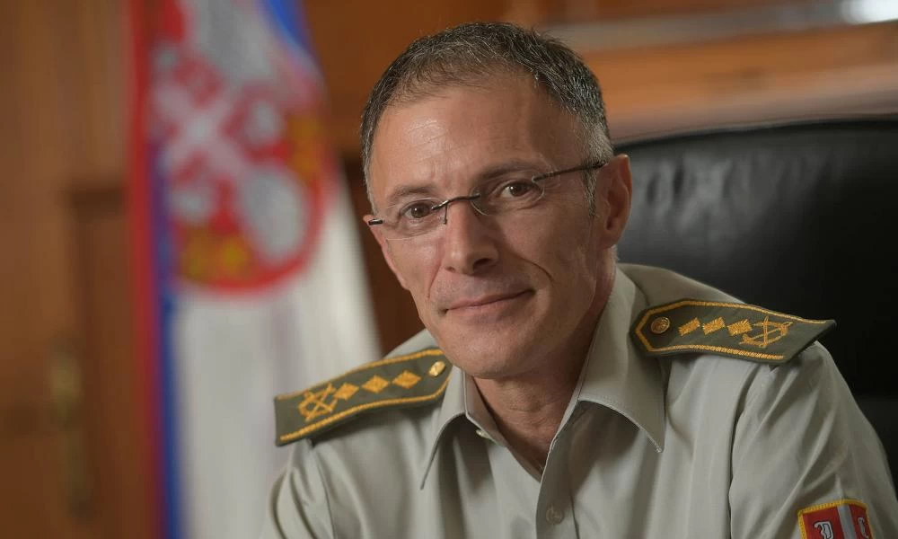Αρχηγός Ενόπλων Δυνάμεων Σερβίας: Αν κάνουν κίνηση προς τα βόρεια, ο Σερβικός Στρατός θα αντιδράσει